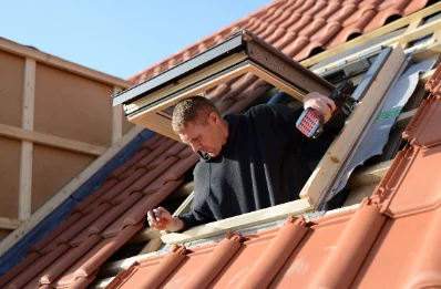 Pose de fenêtres de toit Velux à Teyssode